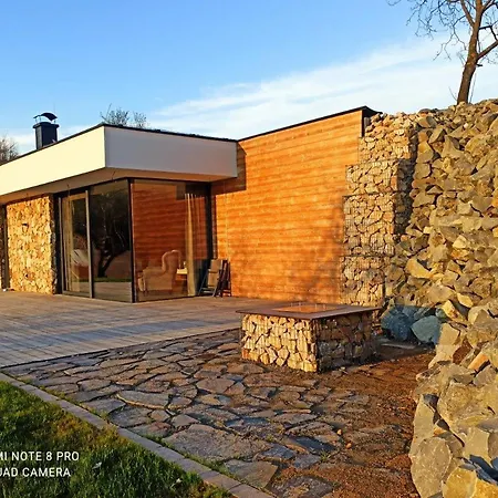 Pod Smrekmi Hriňová