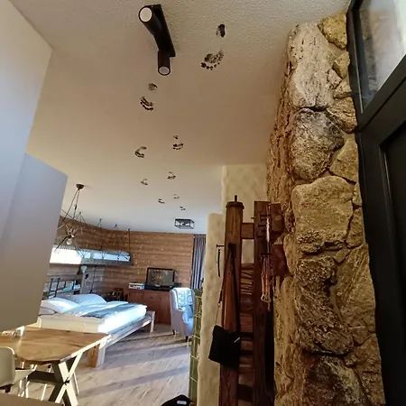 Pod Smrekmi Шале Hrinova