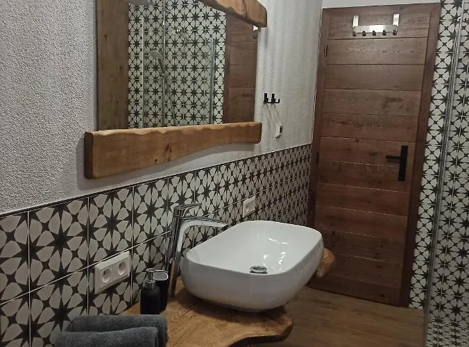Pod Smrekmi * Hriňová